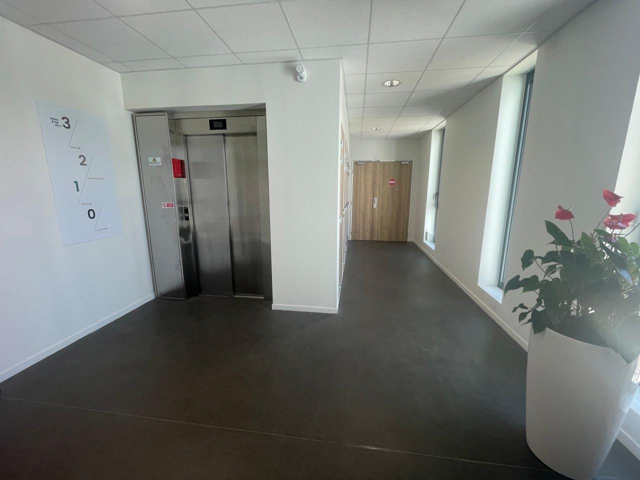 Bureau Cesson-Sévigné 459m² Location bureau Cesson-Sévigné Ille-et-Vilaine OLBUR2533603 2